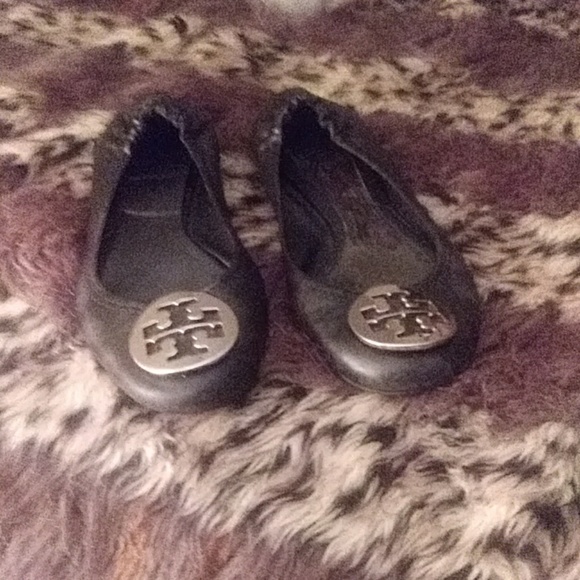 Black & silver Tory Burch flats!!! 1 hour sale!!!! - Picture 1 of 5